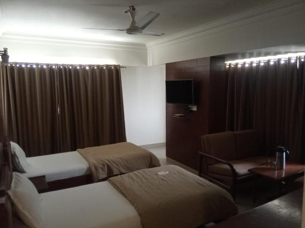 Hotel Apex Amhedabad Dış mekan fotoğraf